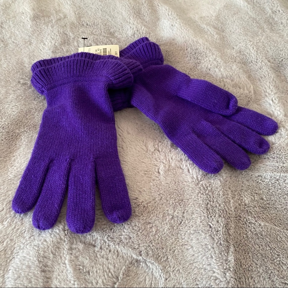 Purple Gloves
